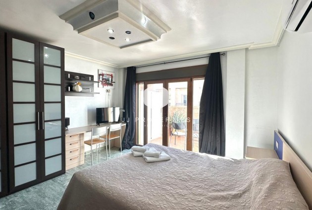 Aus zweiter Hand - Penthouse -
Torrevieja