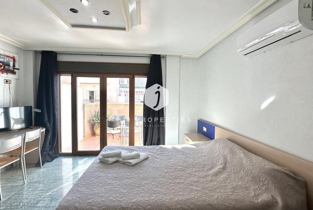 Aus zweiter Hand - Penthouse -
Torrevieja