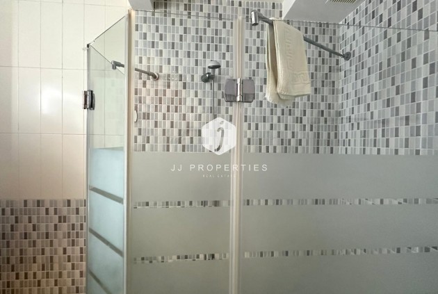 Aus zweiter Hand - Penthouse -
Torrevieja