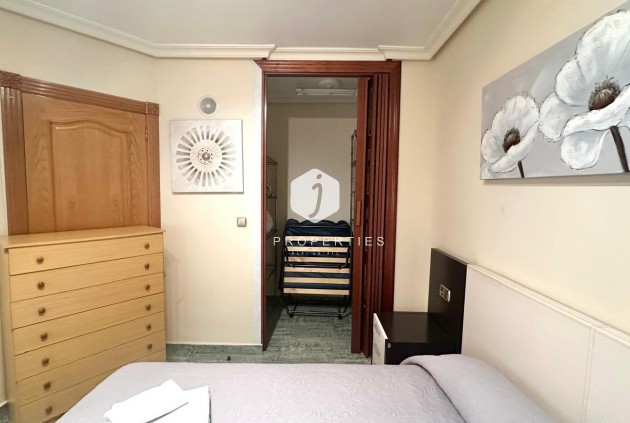 Aus zweiter Hand - Penthouse -
Torrevieja