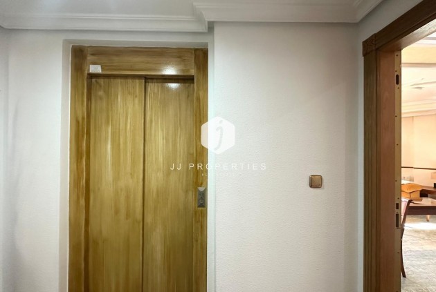 Aus zweiter Hand - Penthouse -
Torrevieja