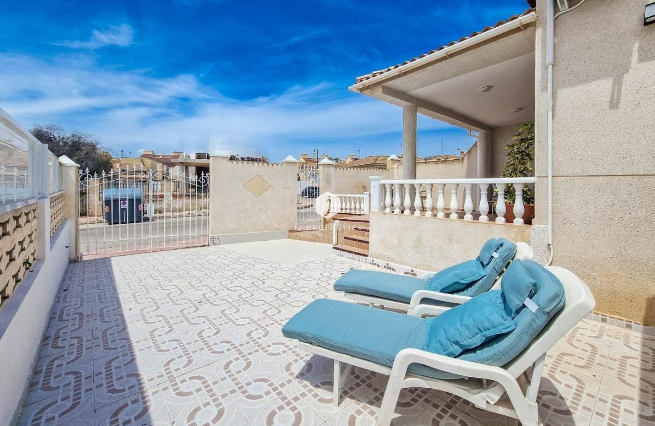 Tweedehands - Bungalow -
Torrevieja - Costa Blanca