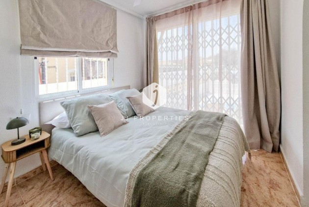 Tweedehands - Bungalow -
Torrevieja - Costa Blanca