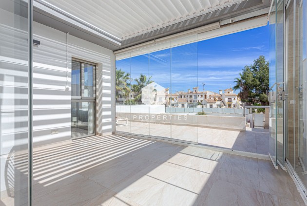 D'occasion - Villa -
Orihuela Costa - Costa Blanca