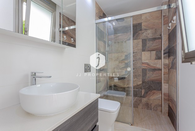 D'occasion - Villa -
Orihuela Costa - Costa Blanca