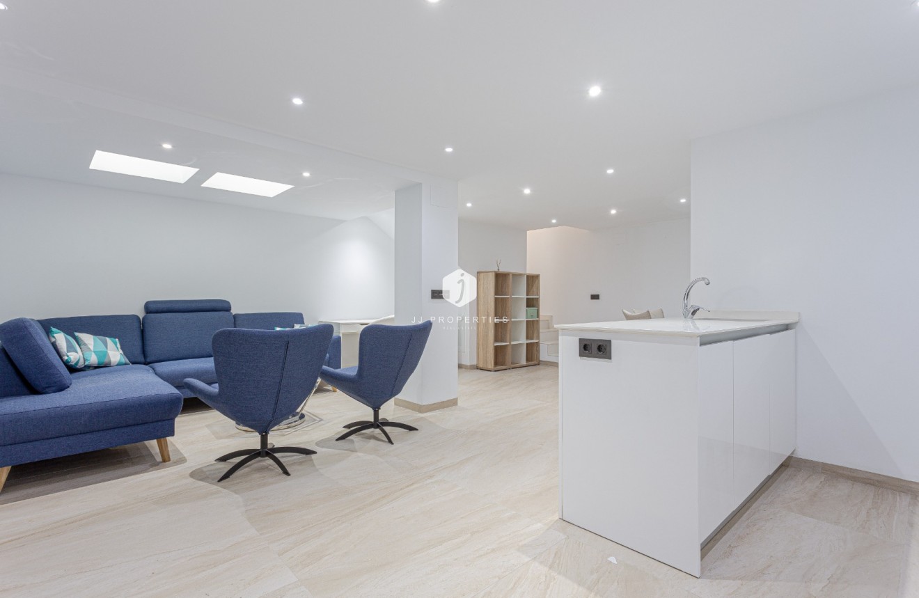 D'occasion - Villa -
Orihuela Costa - Costa Blanca