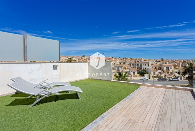 D'occasion - Villa -
Orihuela Costa - Costa Blanca