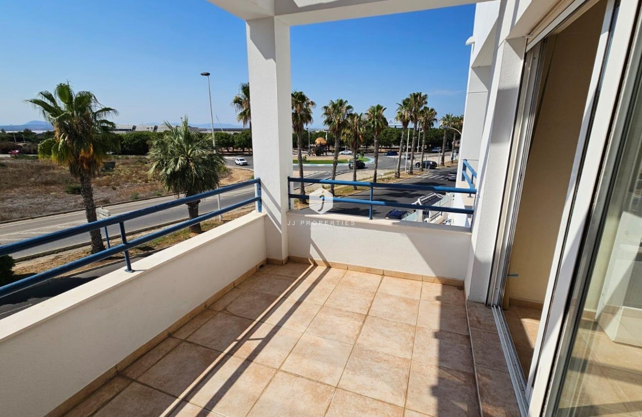Tweedehands - Appartement / flat -
Torrevieja - Los Balcones - Los Altos del Edén