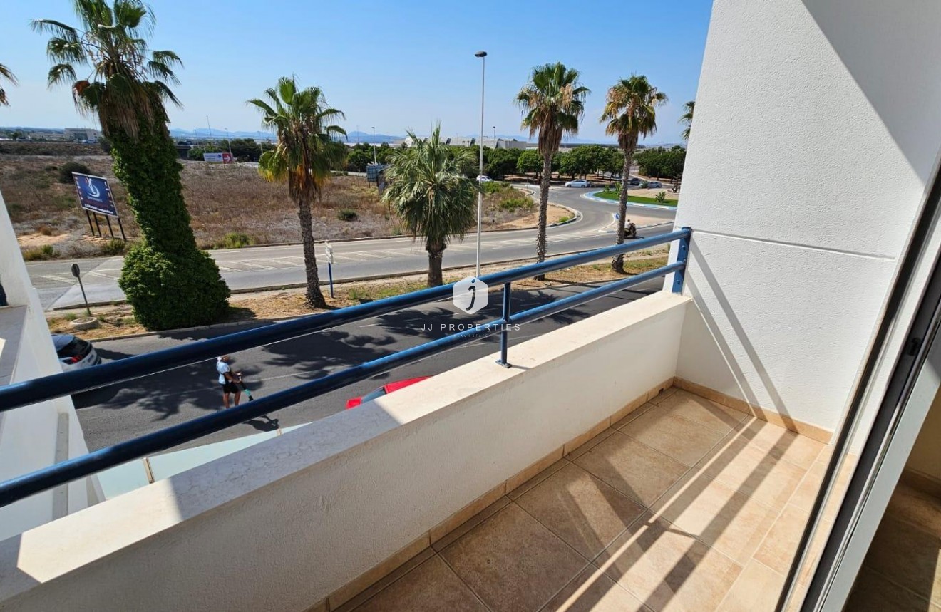 Tweedehands - Appartement / flat -
Torrevieja - Los Balcones - Los Altos del Edén