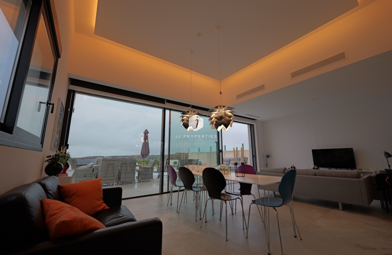 Tweedehands - Villa -
Rojales - Inland