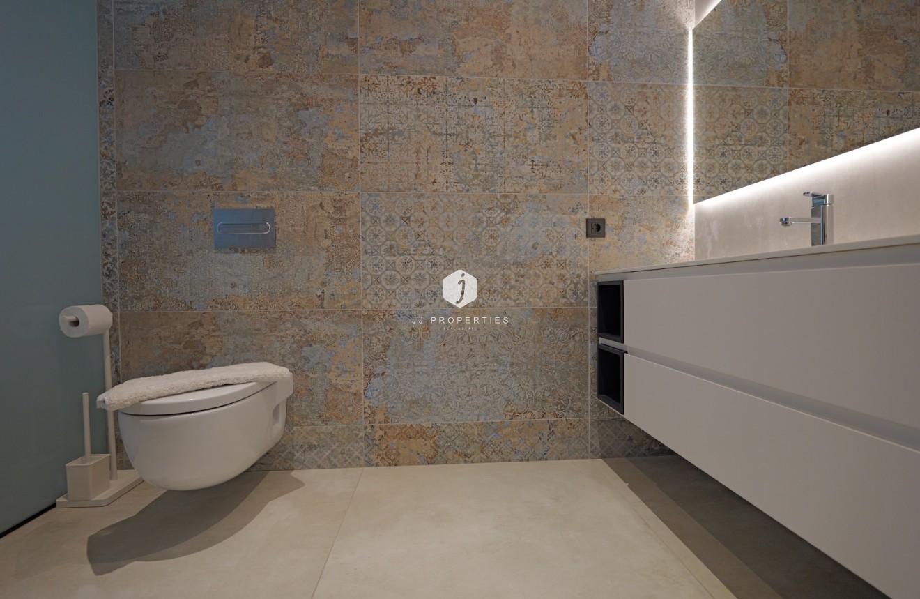 Tweedehands - Villa -
Rojales - Inland