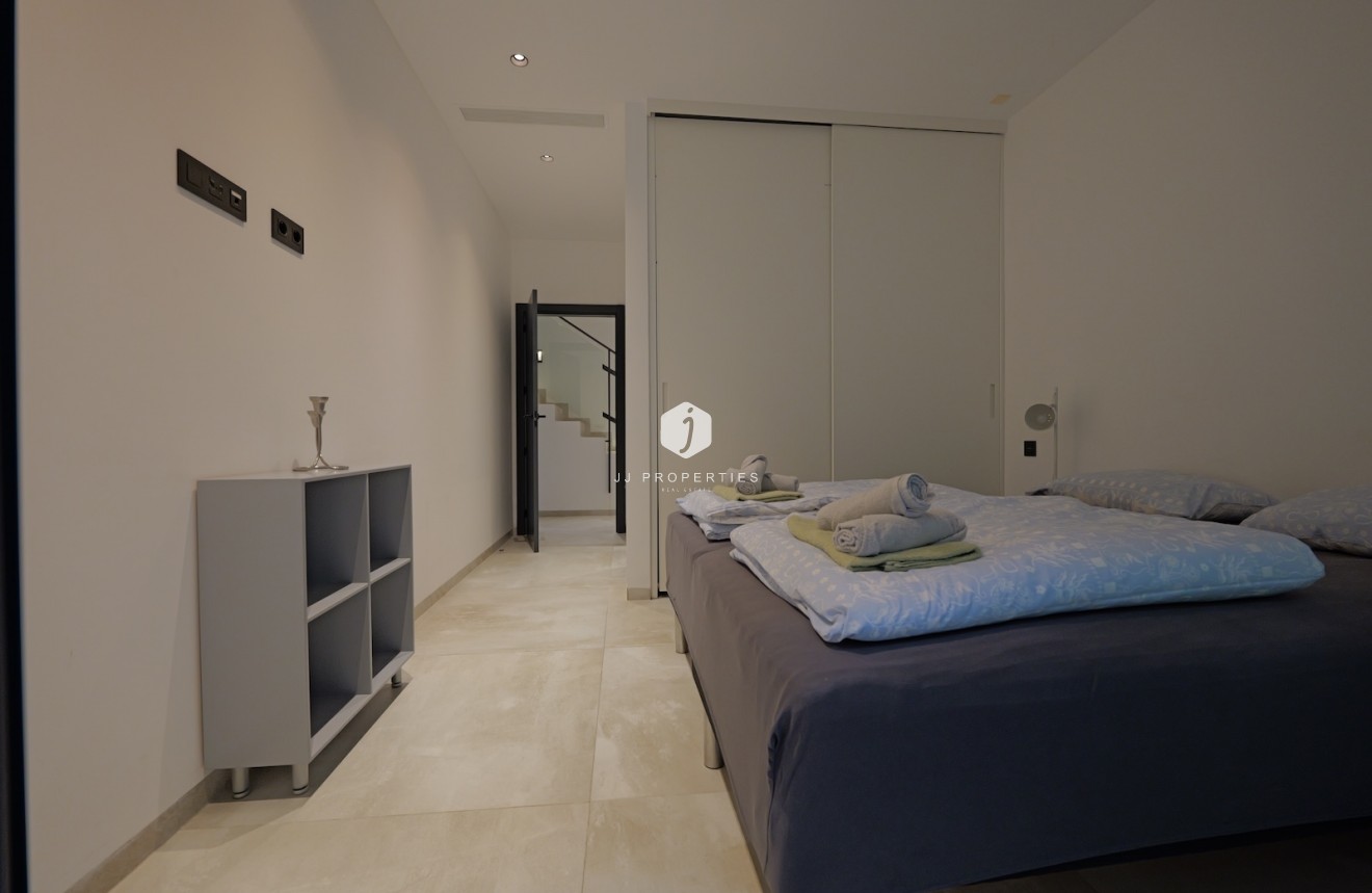 Tweedehands - Villa -
Rojales - Inland