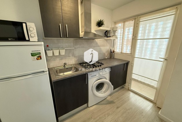 Tweedehands - Appartement / flat -
Torrevieja - Playa del Cura