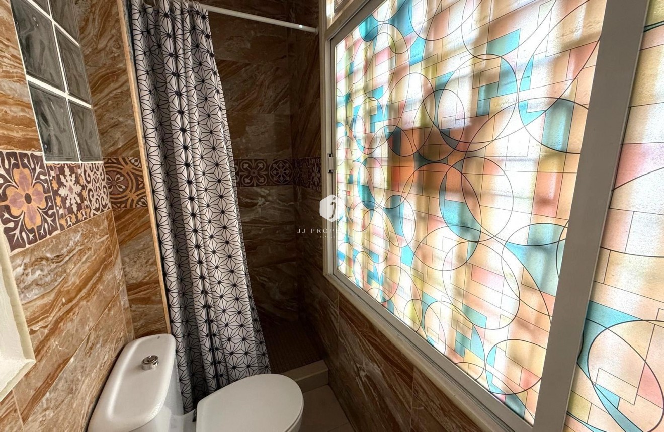 Tweedehands - Appartement / flat -
Torrevieja - Playa del Cura