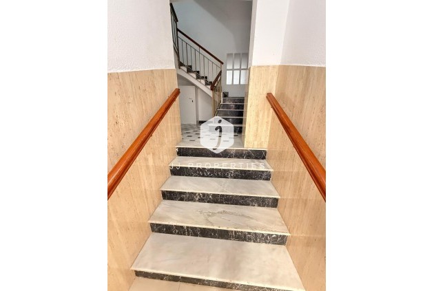 Tweedehands - Appartement / flat -
Torrevieja - Playa del Cura