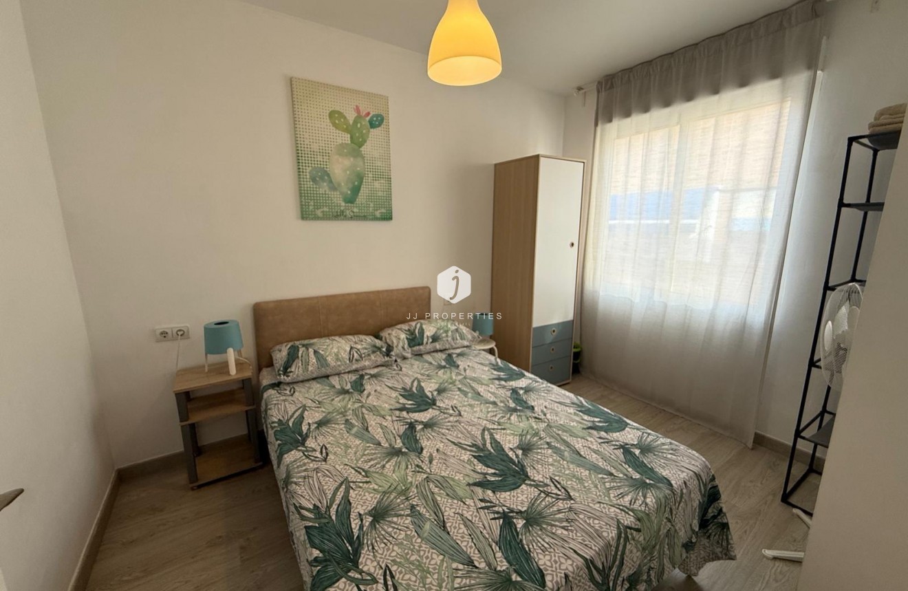 Tweedehands - Appartement / flat -
Torrevieja - Playa del Cura