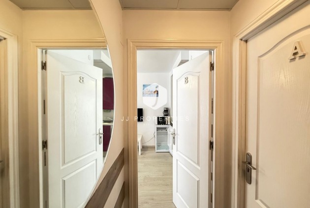 Tweedehands - Appartement / flat -
Torrevieja - Playa del Cura