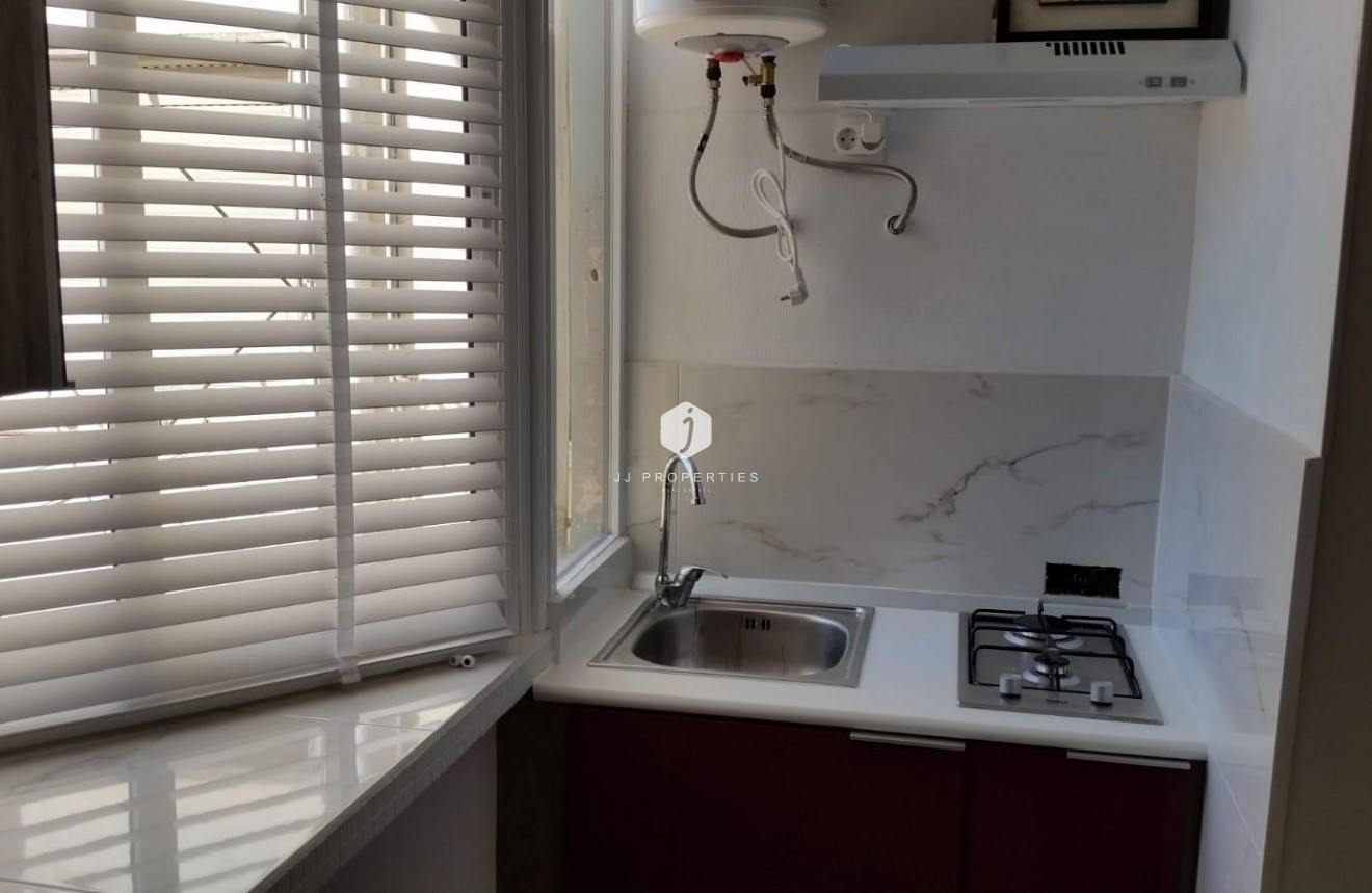 Tweedehands - Appartement / flat -
Torrevieja - Playa del Cura