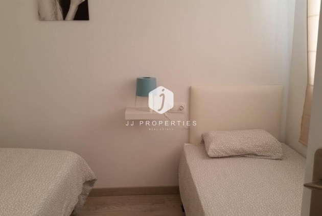 Tweedehands - Appartement / flat -
Torrevieja - Playa del Cura