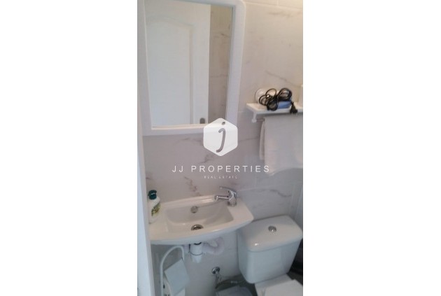 Tweedehands - Appartement / flat -
Torrevieja - Playa del Cura