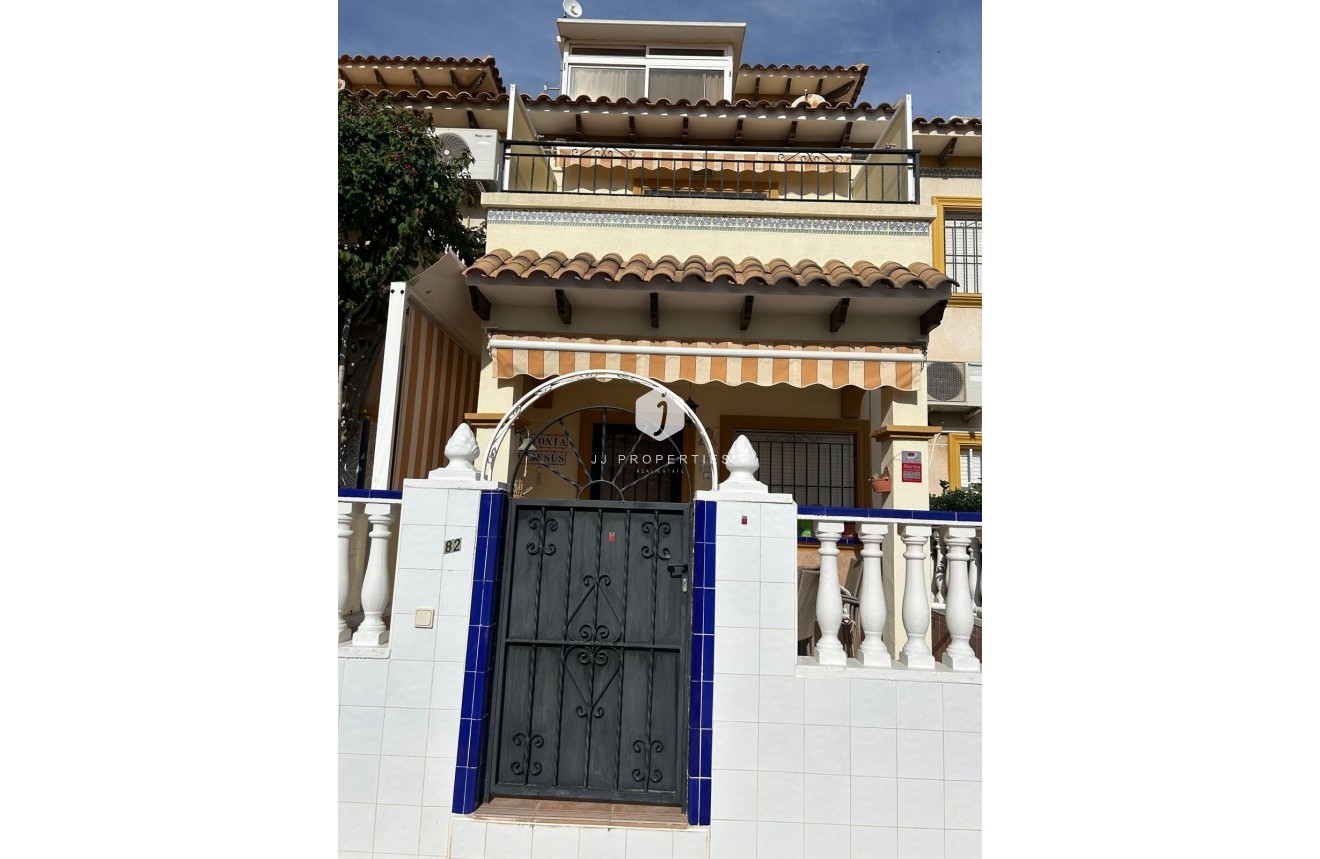 Z drugiej ręki - Dupleks -
Orihuela Costa - Punta Prima