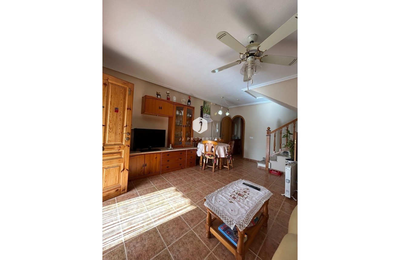 Z drugiej ręki - Dupleks -
Orihuela Costa - Punta Prima