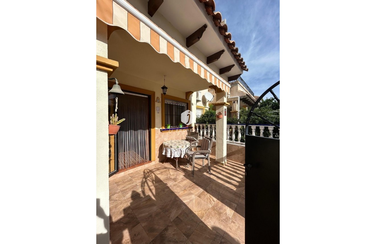 Z drugiej ręki - Dupleks -
Orihuela Costa - Punta Prima