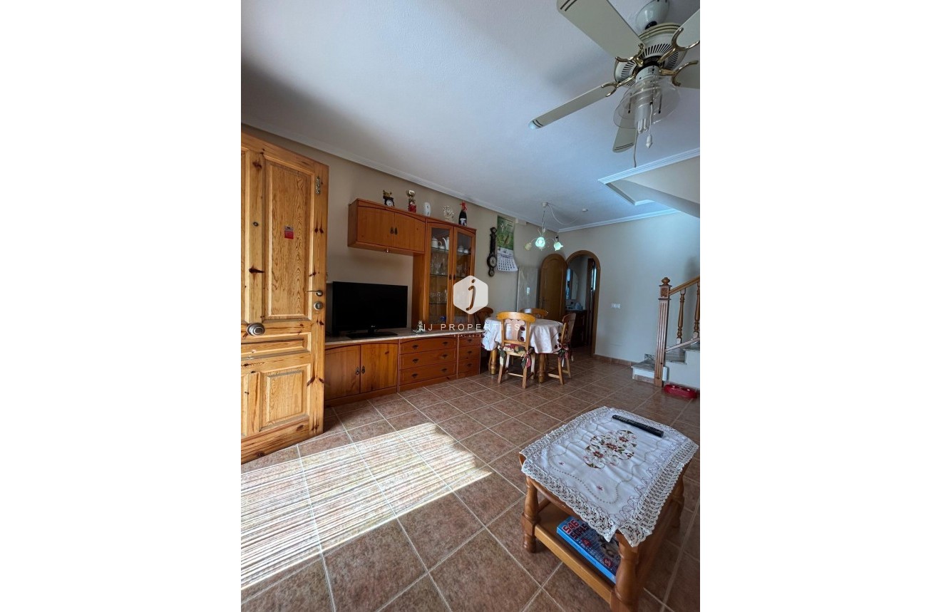 Z drugiej ręki - Dupleks -
Orihuela Costa - Punta Prima