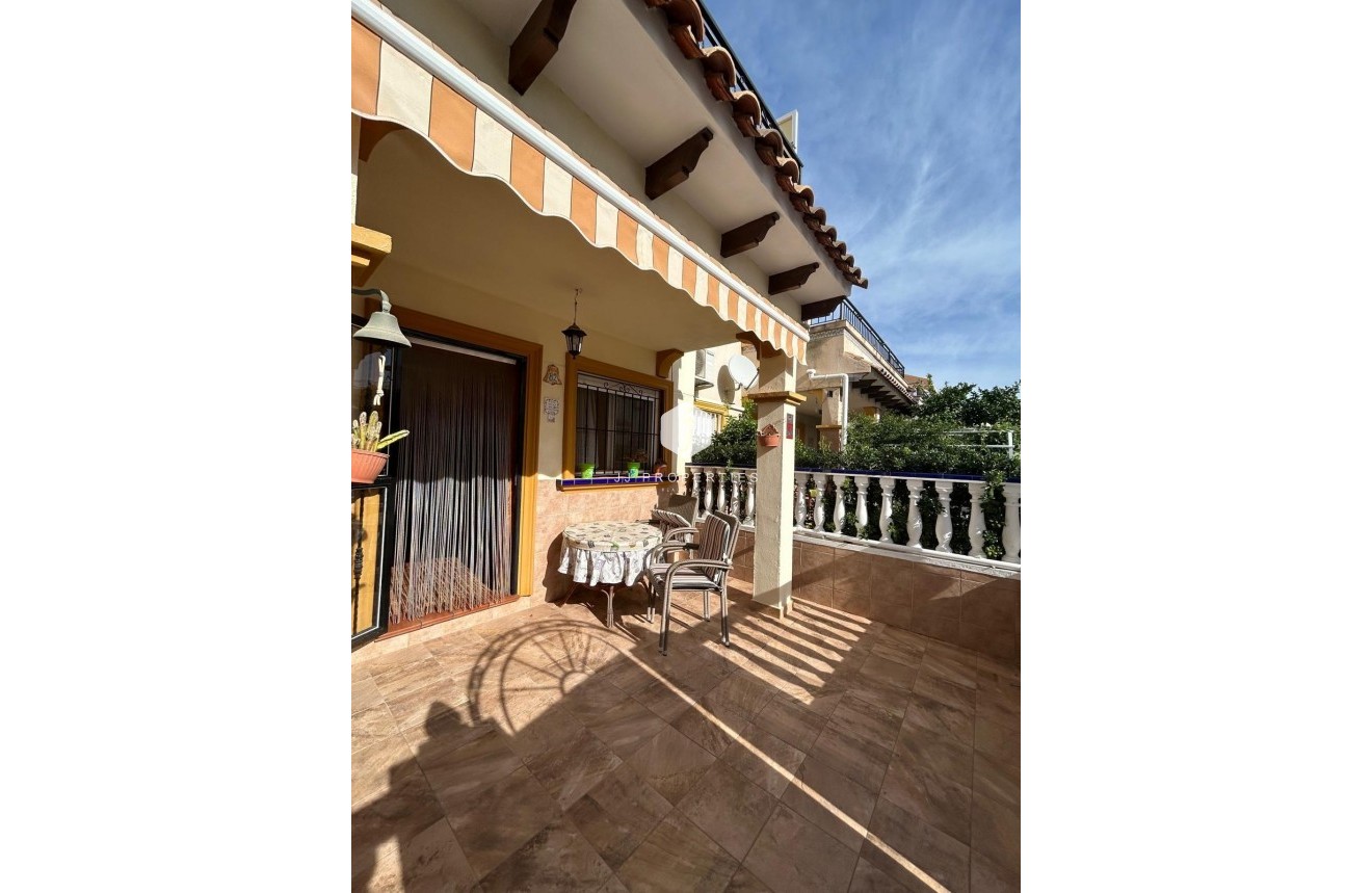 Z drugiej ręki - Dupleks -
Orihuela Costa - Punta Prima