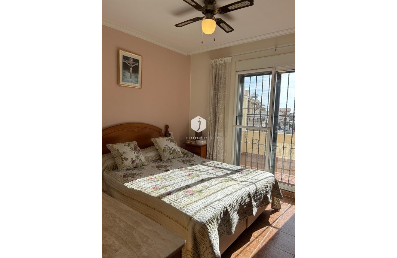 Z drugiej ręki - Dupleks -
Orihuela Costa - Punta Prima