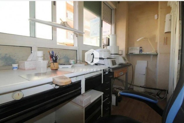 Tweedehands - Appartement / flat -
Torrevieja - Estacion de autobuses