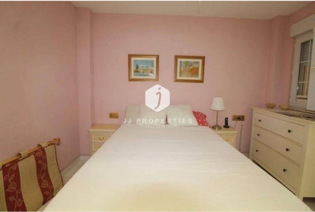 Tweedehands - Appartement / flat -
Torrevieja - Estacion de autobuses