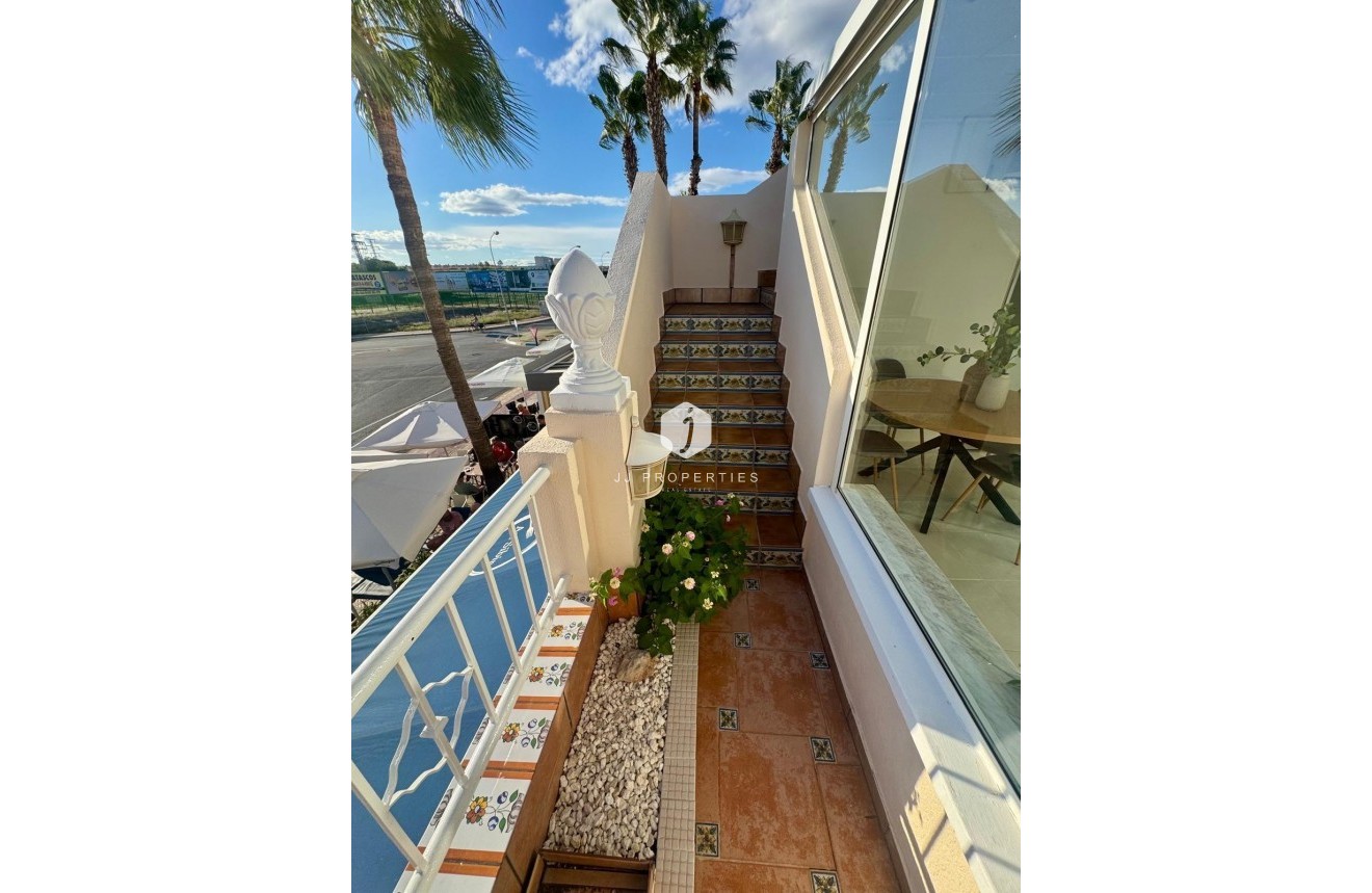 Tweedehands - Appartement / flat -
Orihuela Costa - Playa Flamenca