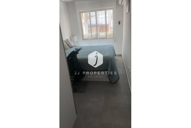 Tweedehands - Penthouse -
Torrevieja - Centro