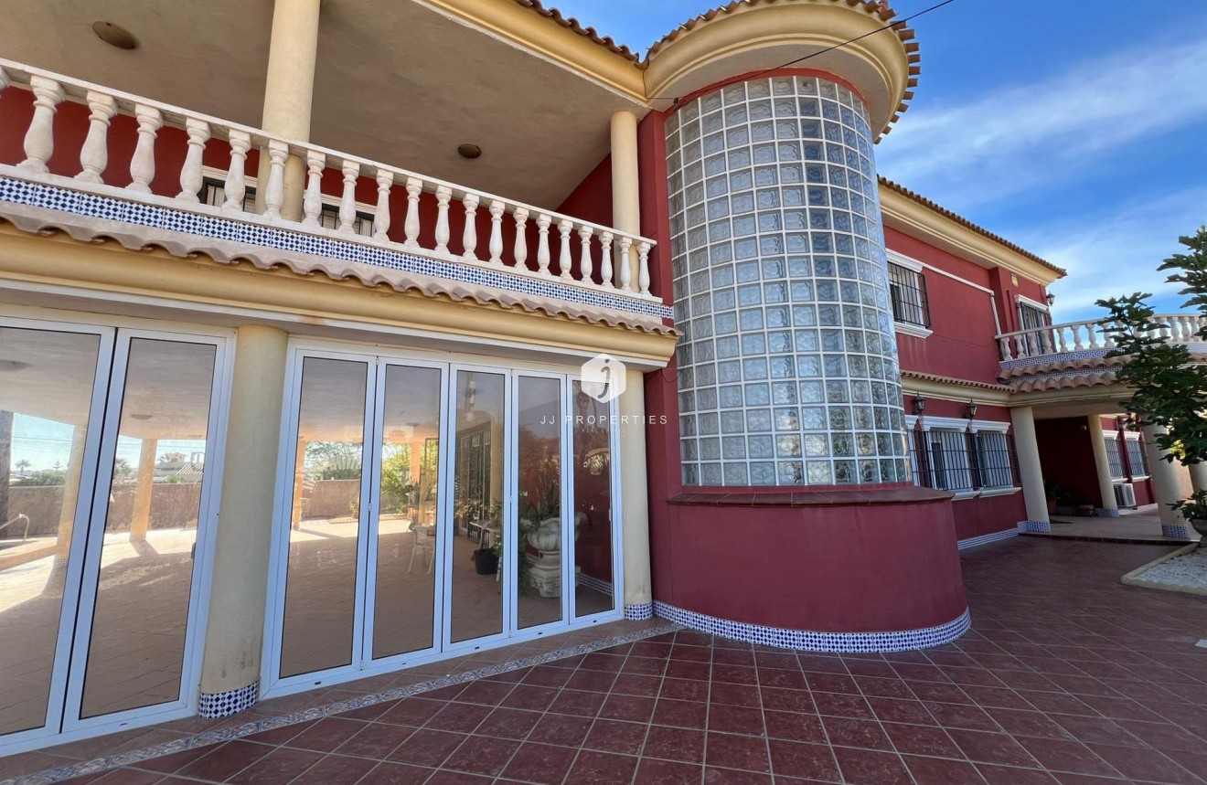 Tweedehands - Villa -
Torrevieja - Torreta Florida