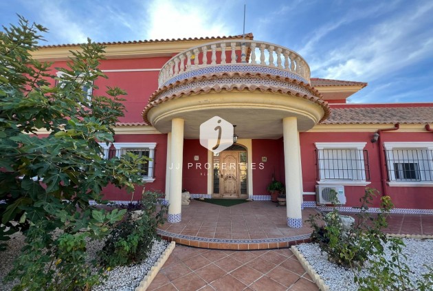 Tweedehands - Villa -
Torrevieja - Torreta Florida