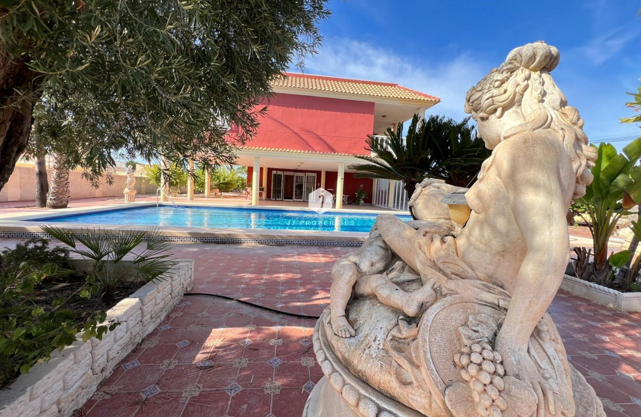 Tweedehands - Villa -
Torrevieja - Torreta Florida