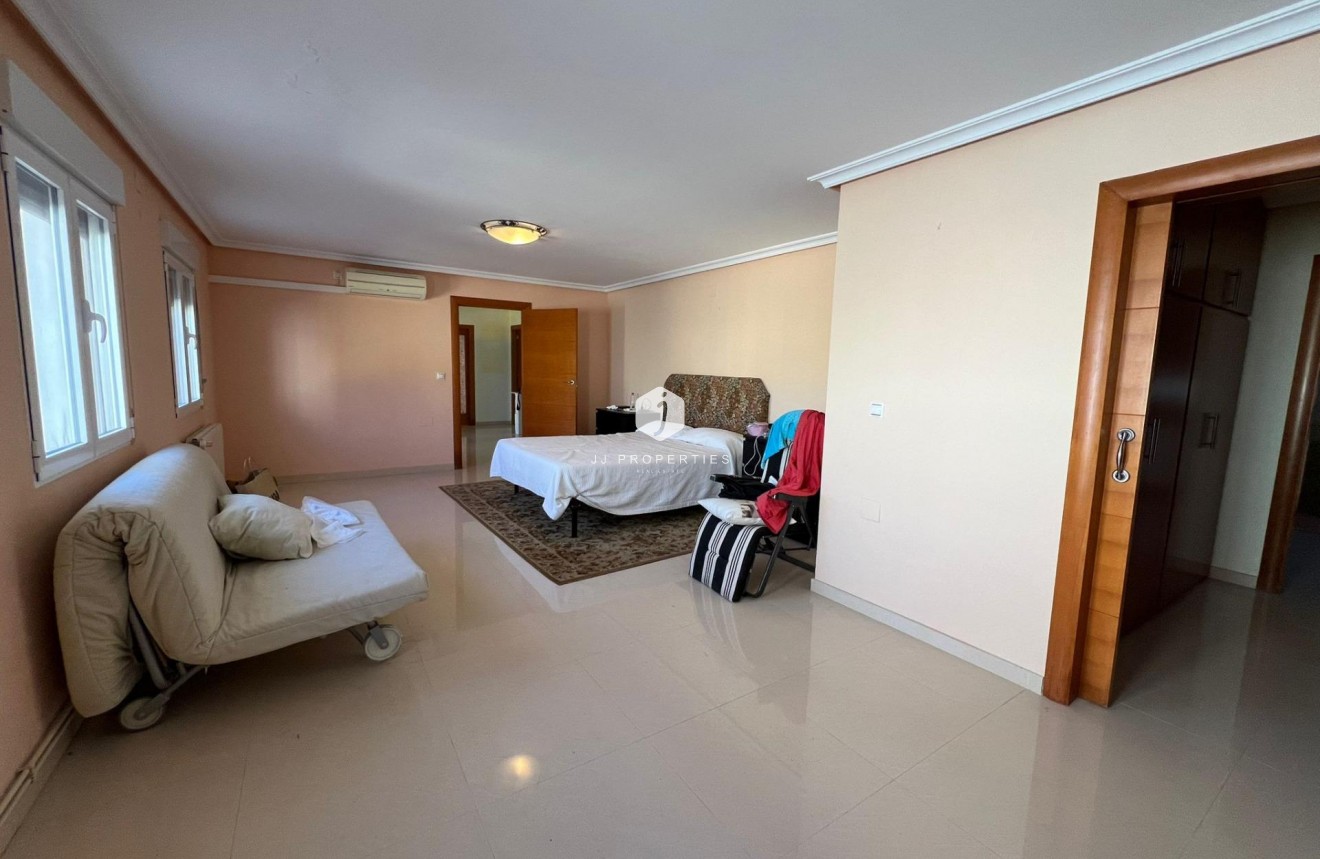 Tweedehands - Villa -
Torrevieja - Torreta Florida
