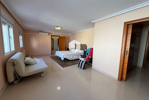 Tweedehands - Villa -
Torrevieja - Torreta Florida
