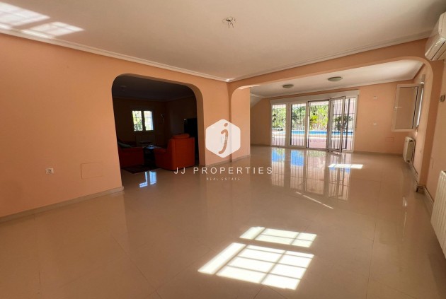 Tweedehands - Villa -
Torrevieja - Torreta Florida