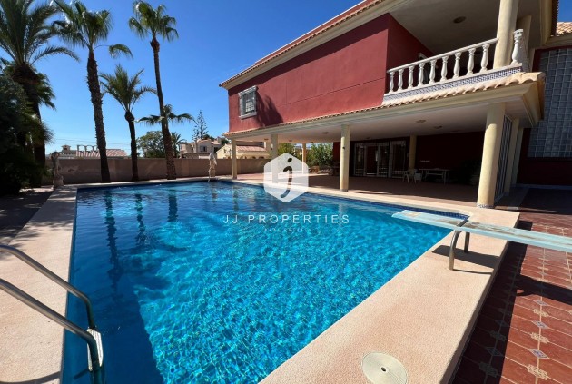 Tweedehands - Villa -
Torrevieja - Torreta Florida