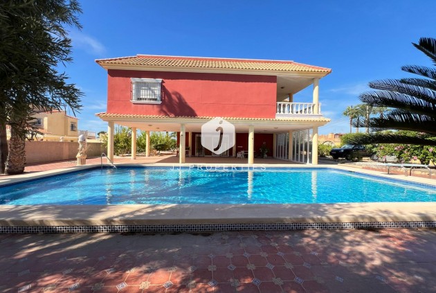 Tweedehands - Villa -
Torrevieja - Torreta Florida