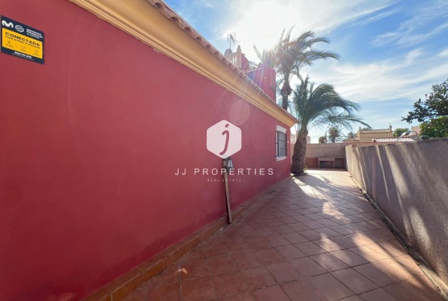 Tweedehands - Villa -
Torrevieja - Torreta Florida