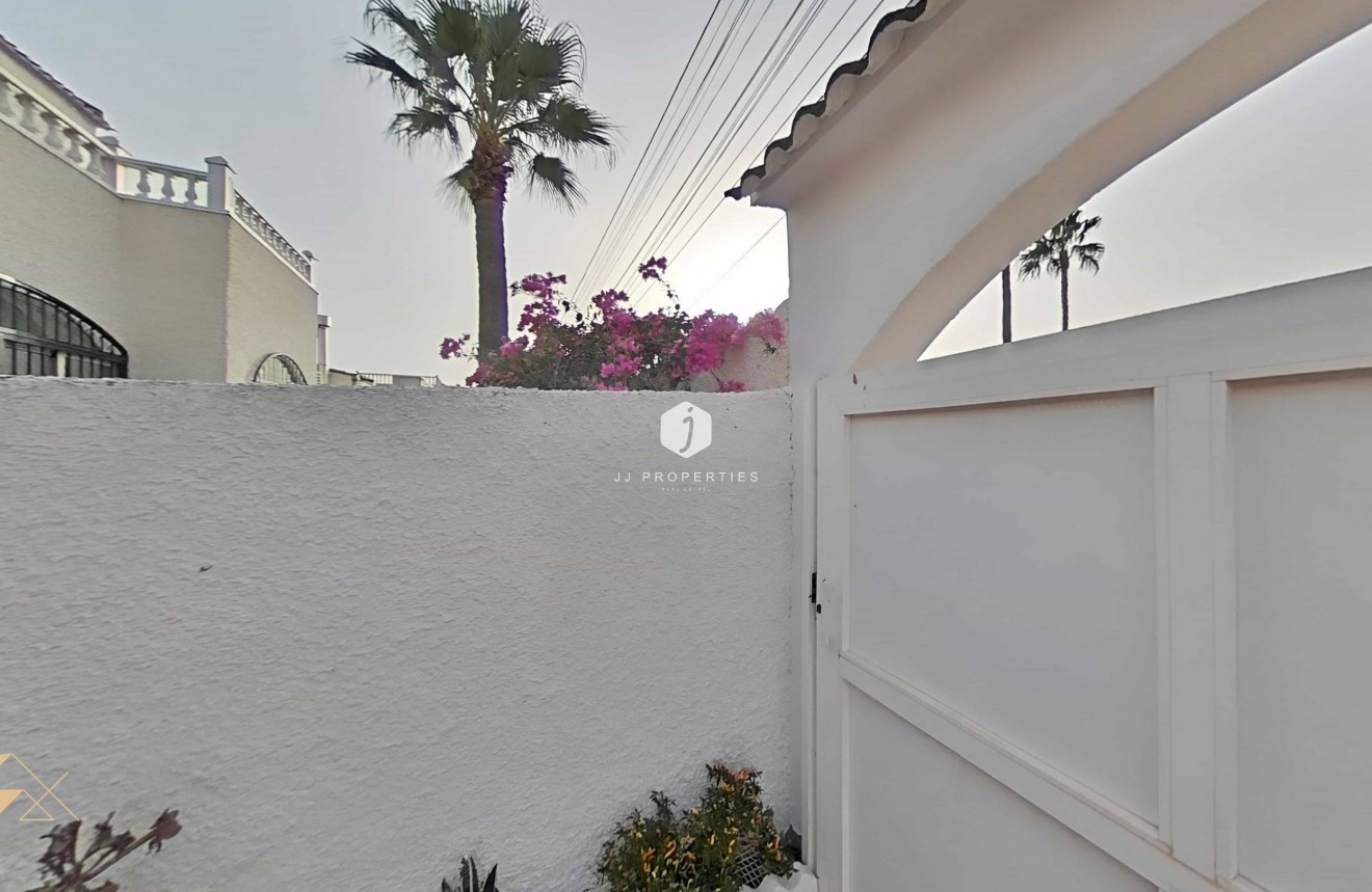 Tweedehands - Villa -
Torrevieja - San luis