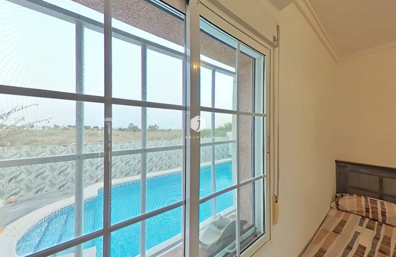 Tweedehands - Villa -
Torrevieja - San luis