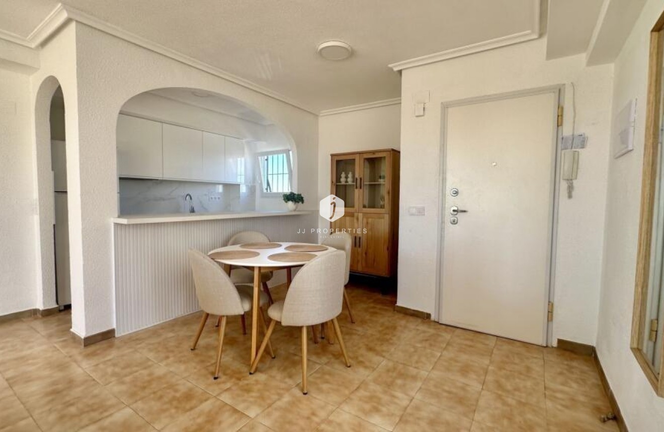 Tweedehands - Penthouse -
Torrevieja - Punta prima