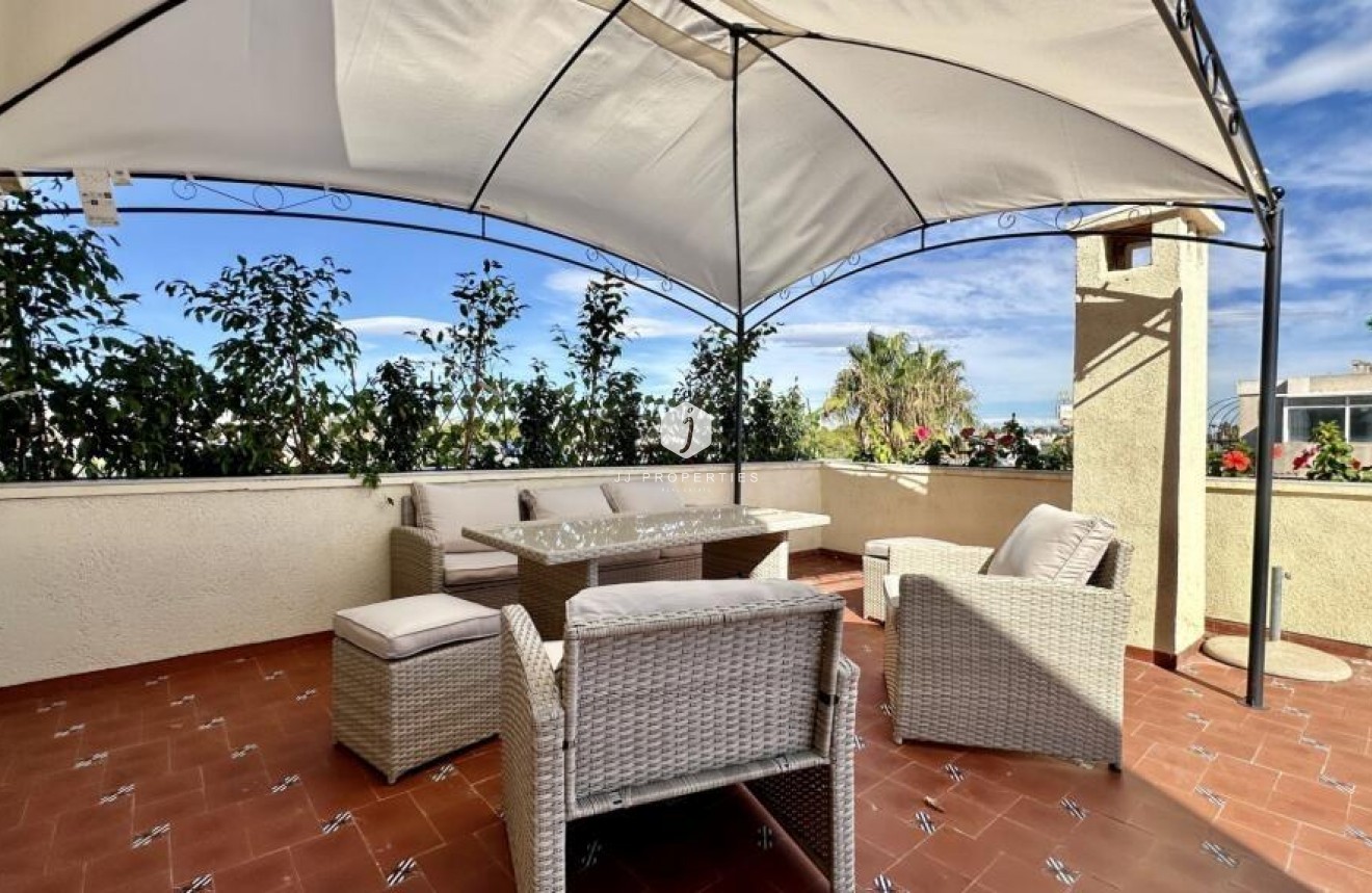 Tweedehands - Penthouse -
Torrevieja - Punta prima