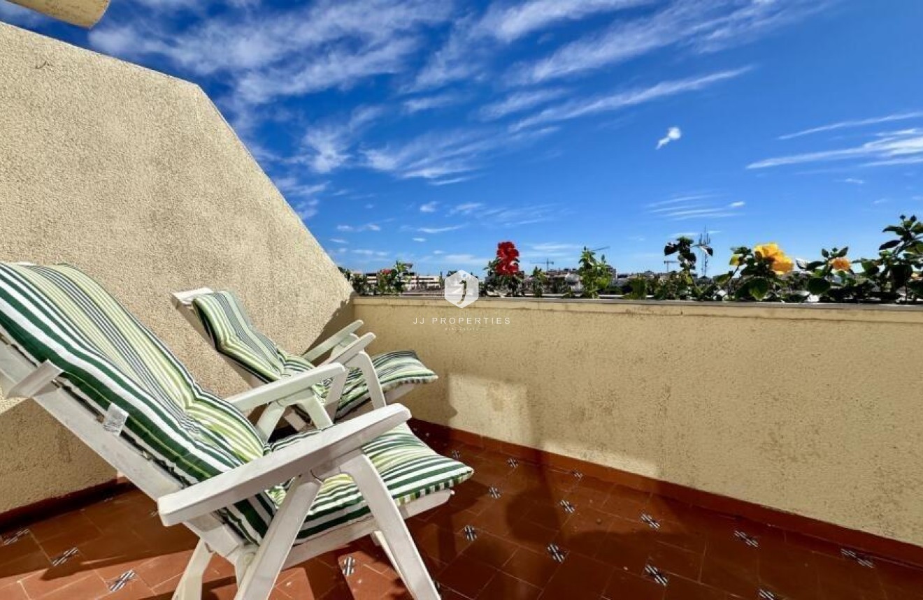 Tweedehands - Penthouse -
Torrevieja - Punta prima