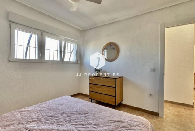 Tweedehands - Penthouse -
Torrevieja - Punta prima