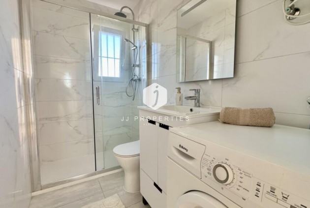 Tweedehands - Penthouse -
Torrevieja - Punta prima